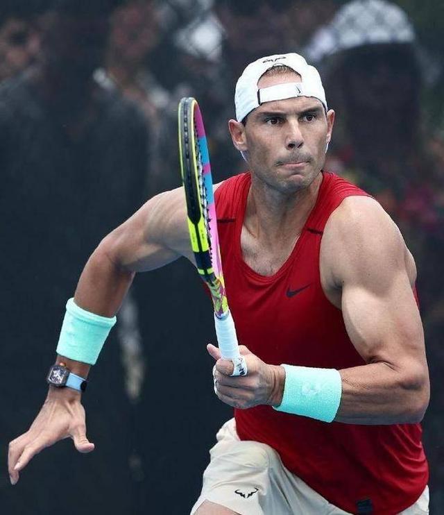 LD 乐动APP下载 -纳达尔在切尔西比赛中战术调整，败北引发热议！(纳达尔德约经典比赛)